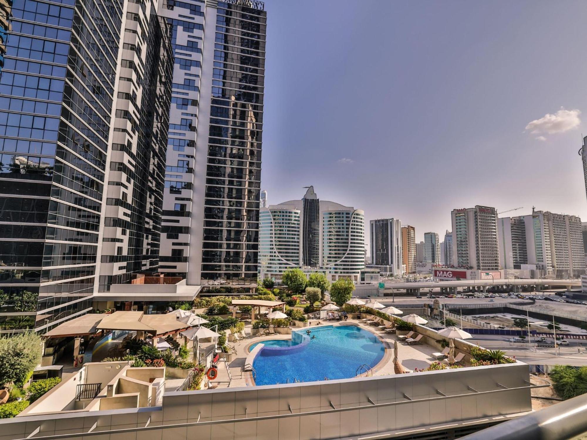 Luxe Apartments Near Dubai Mall Burj Khalifa Pool Gym Parking Dış mekan fotoğraf