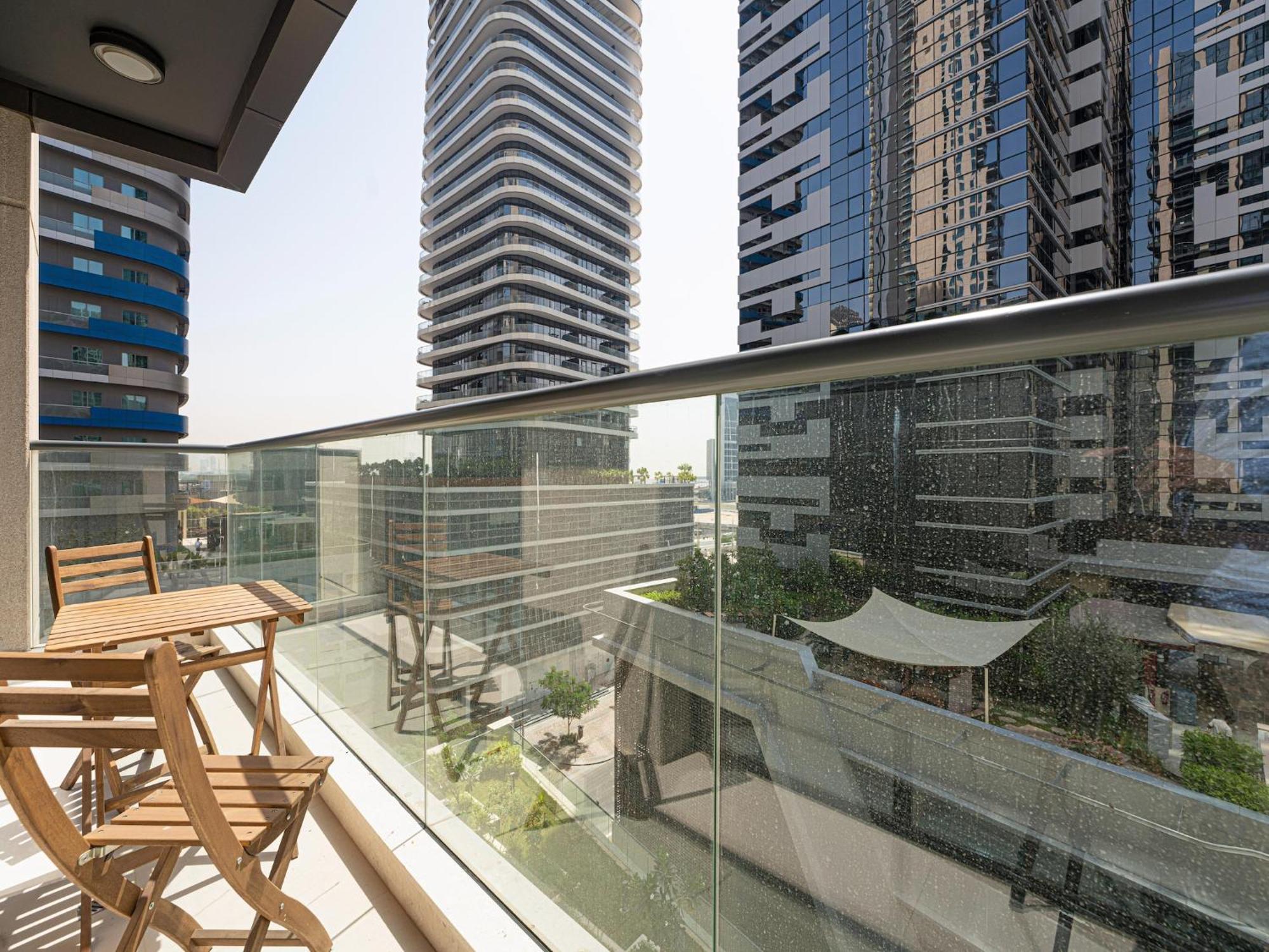 Luxe Apartments Near Dubai Mall Burj Khalifa Pool Gym Parking Dış mekan fotoğraf